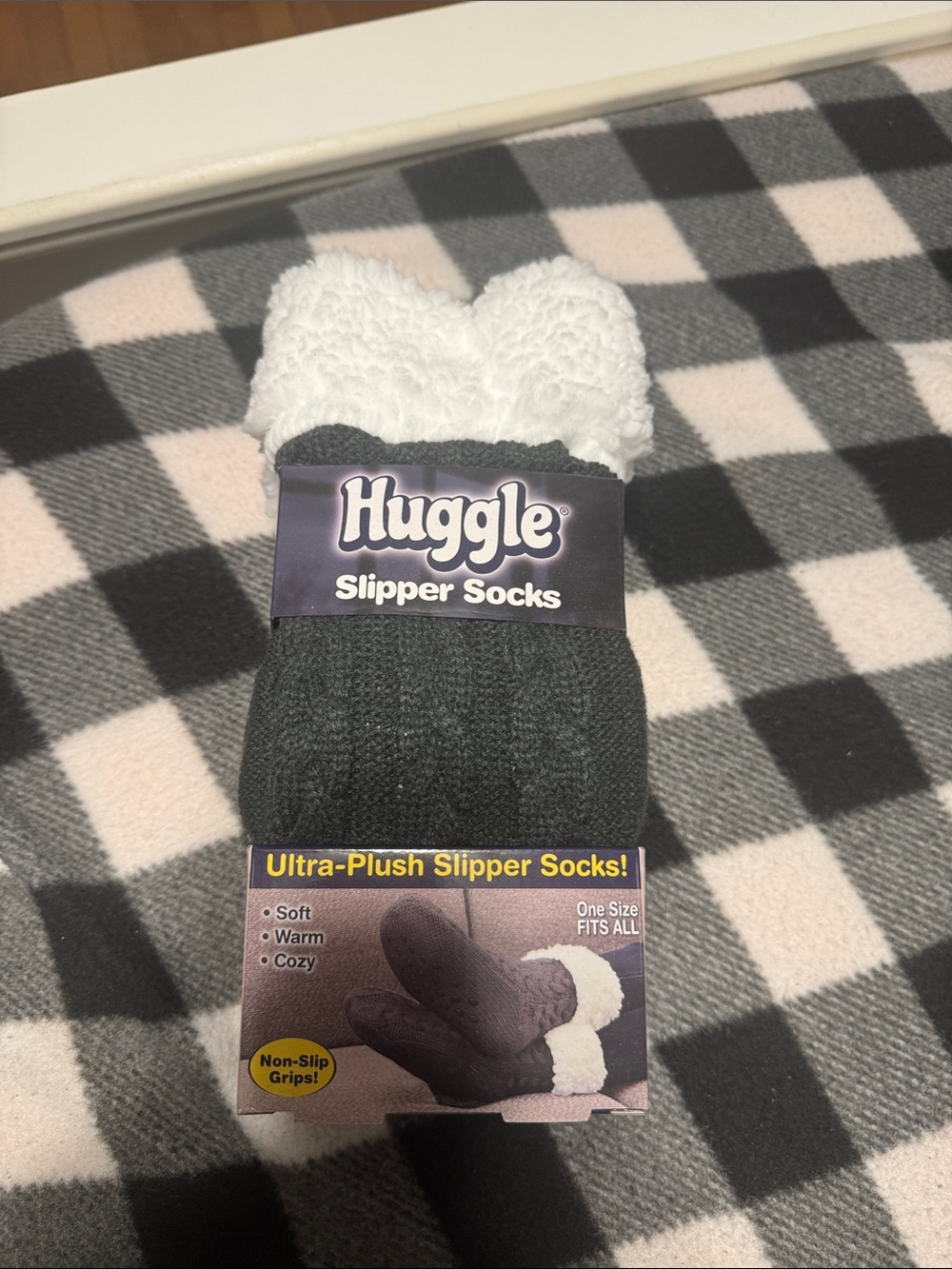 Ultra-Plush Gray Slipper Socks with White Sherpa Lining